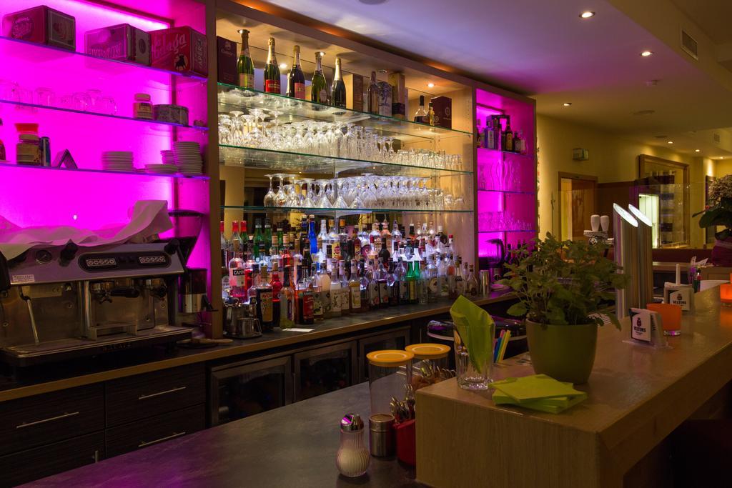 Hotel Parqeo Im A66 Gelnhausen Exteriér fotografie