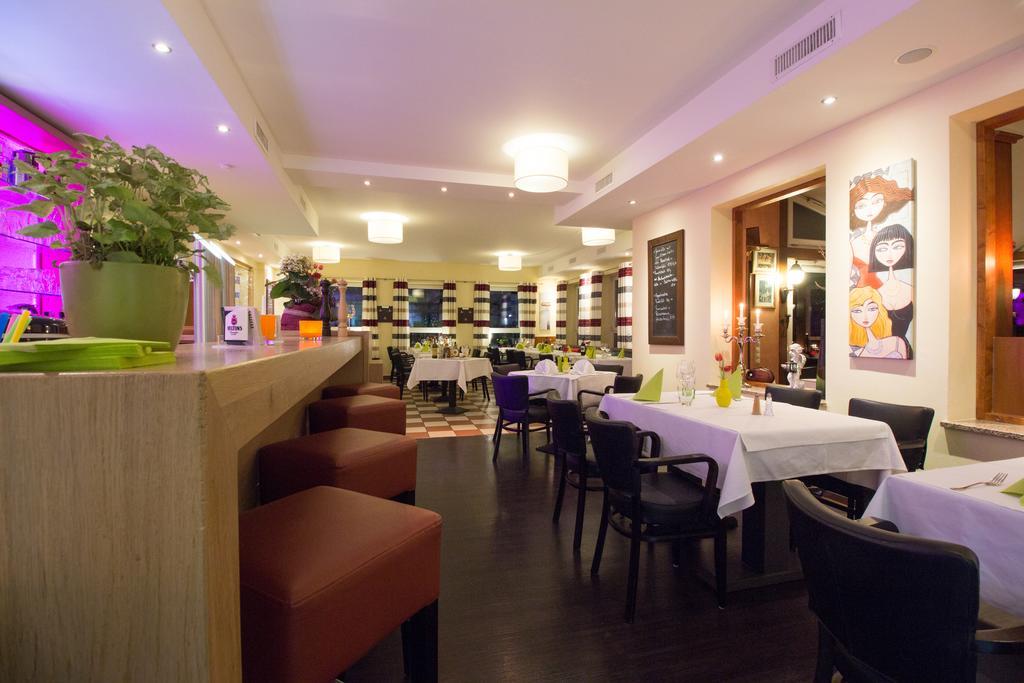 Hotel Parqeo Im A66 Gelnhausen Exteriér fotografie