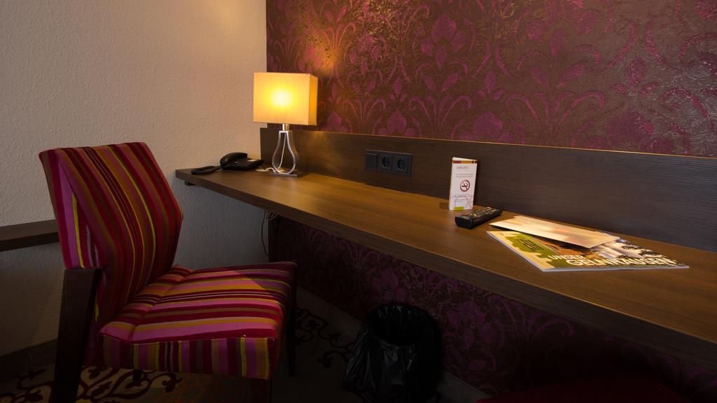 Hotel Parqeo Im A66 Gelnhausen Exteriér fotografie